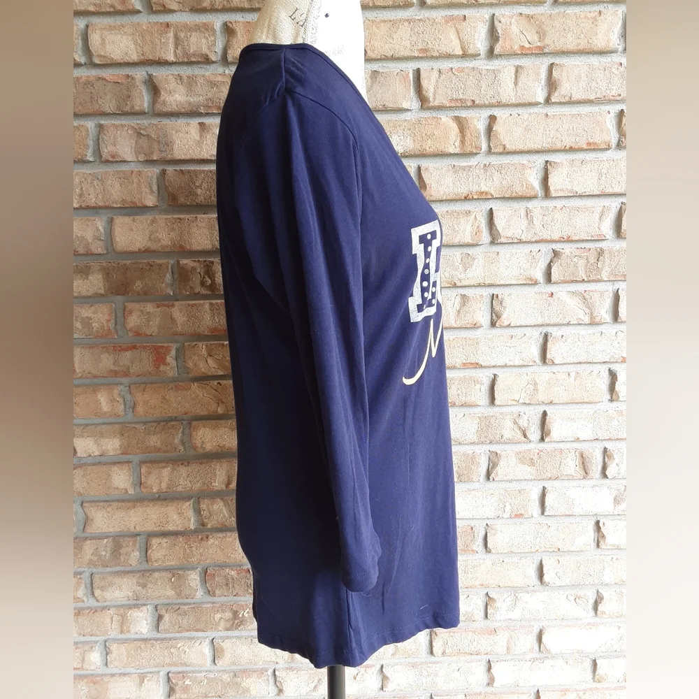 Michigan University NWT GameDay Collegiate Graphic Print T-shirt.